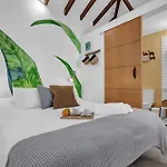 Casa De Teja *